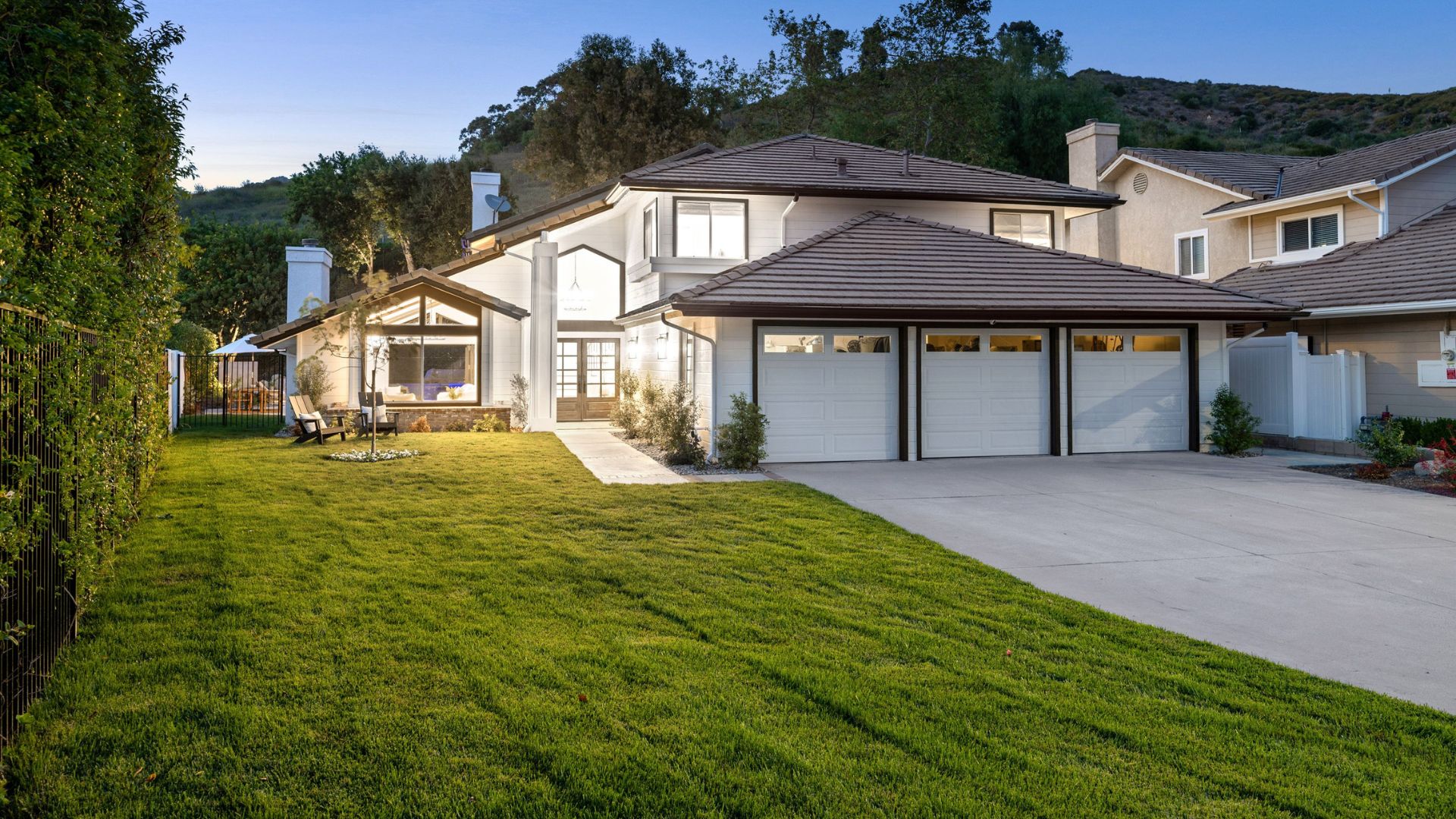  | Blue Ribbon Exteriors & Construction