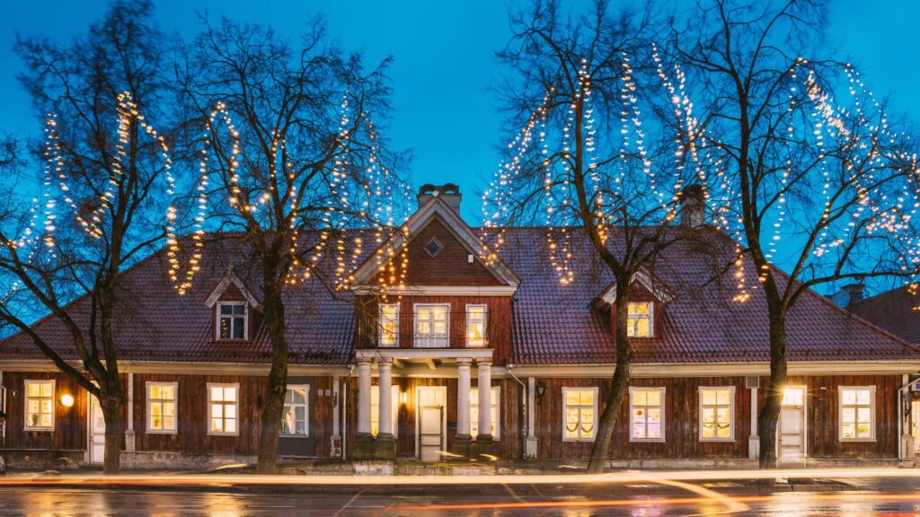  | Blue Ribbon Exteriors & Construction